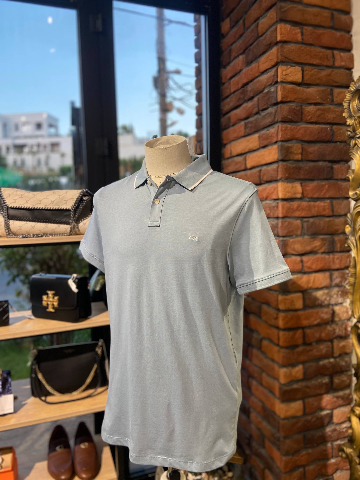 Michael kors shirt Size medium