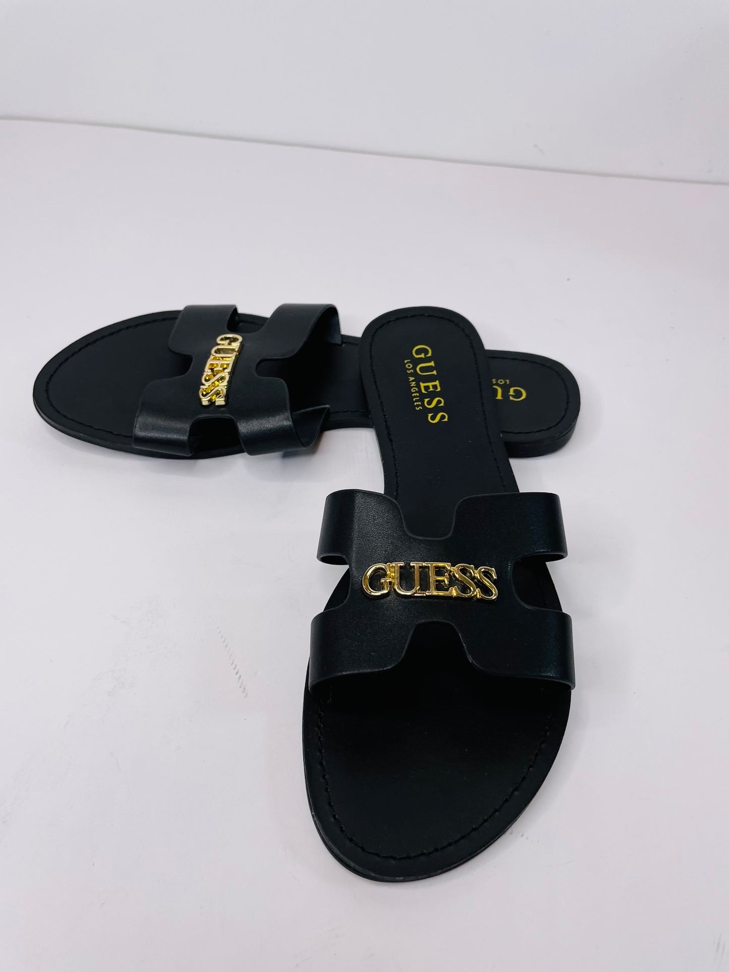 Guess sandal