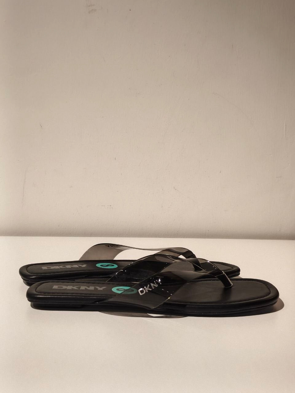 Dkny sandal size8