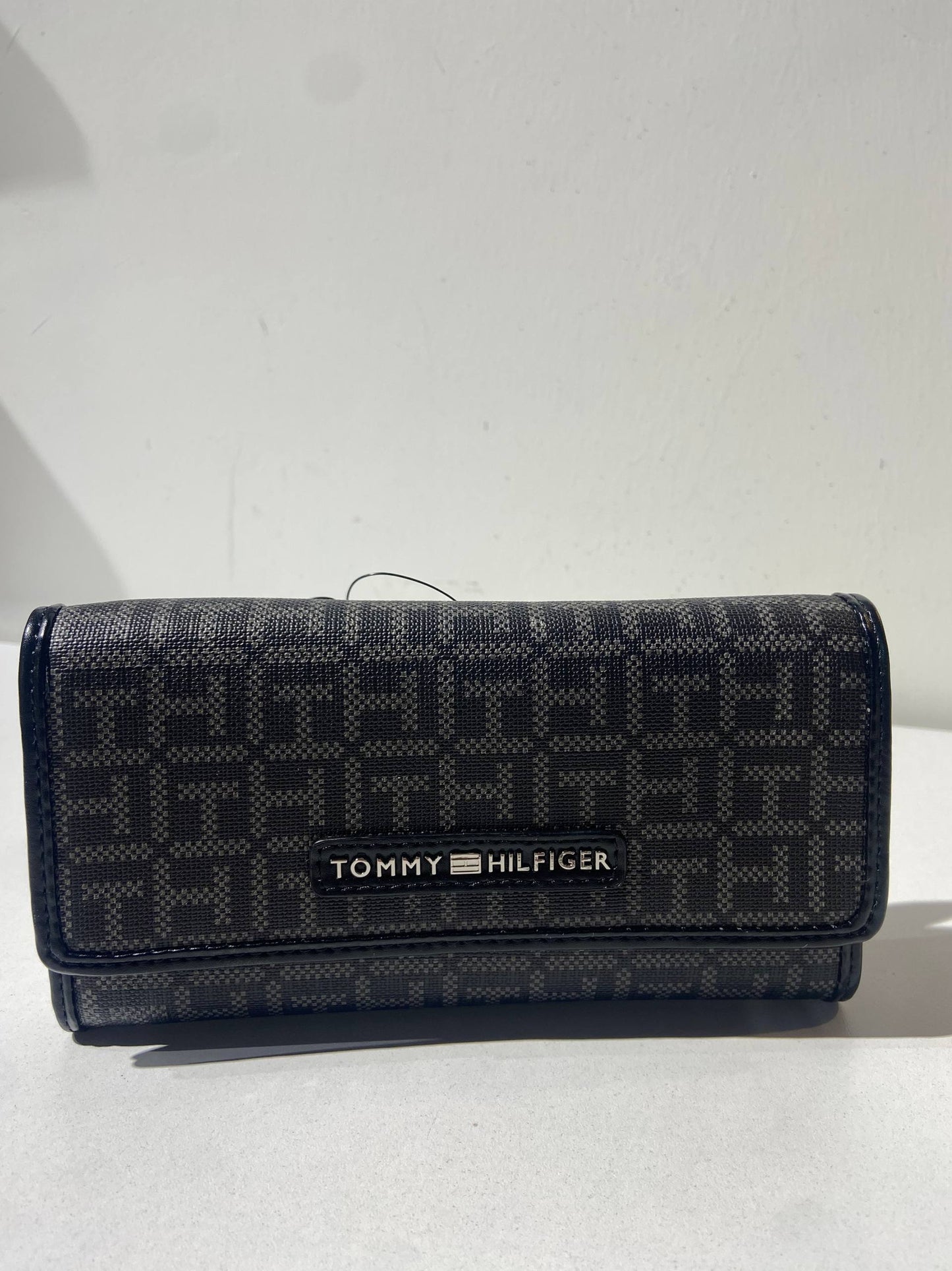 Tommy Hilfiger wallet