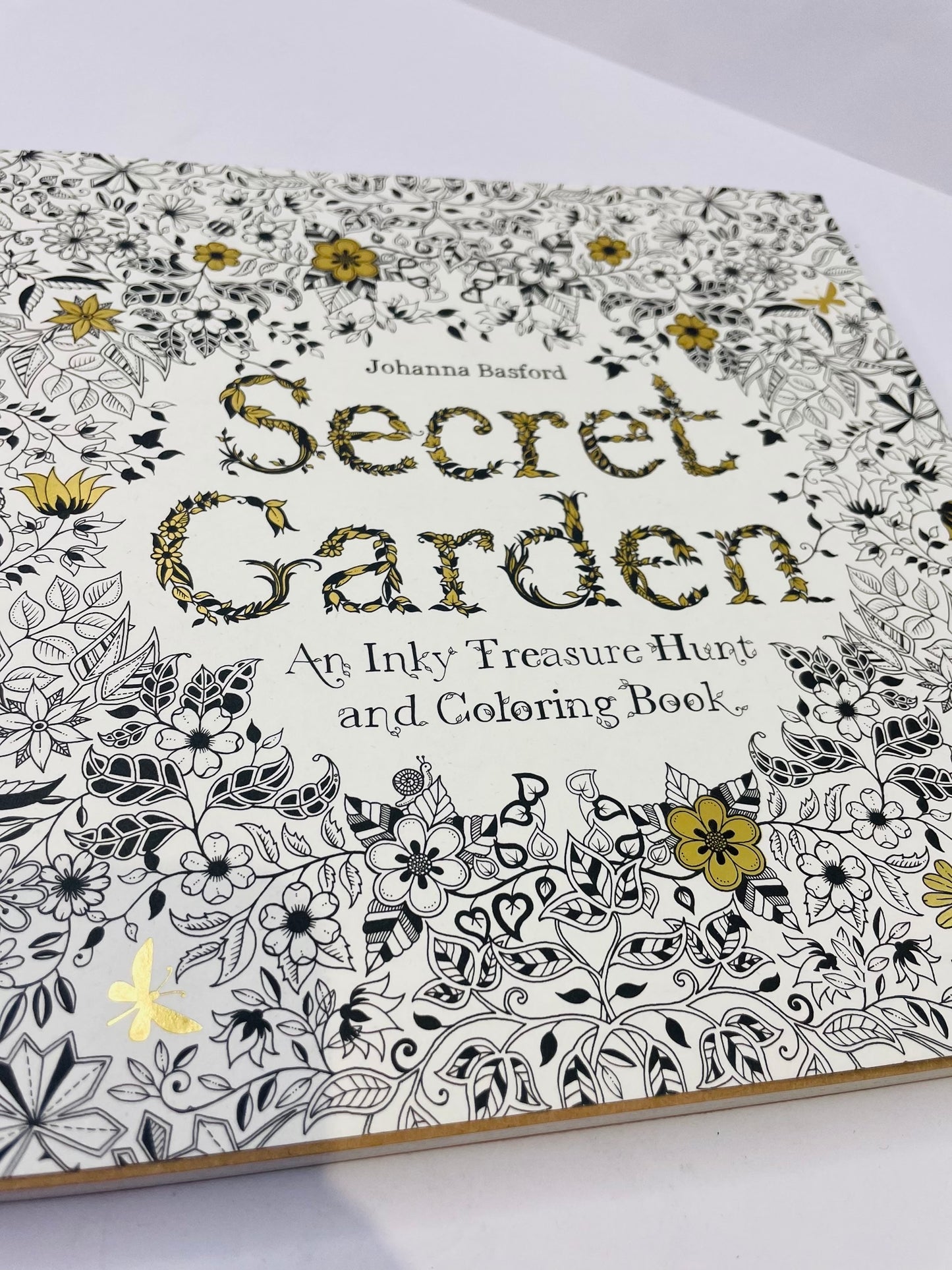 Secret garden    Coloring books