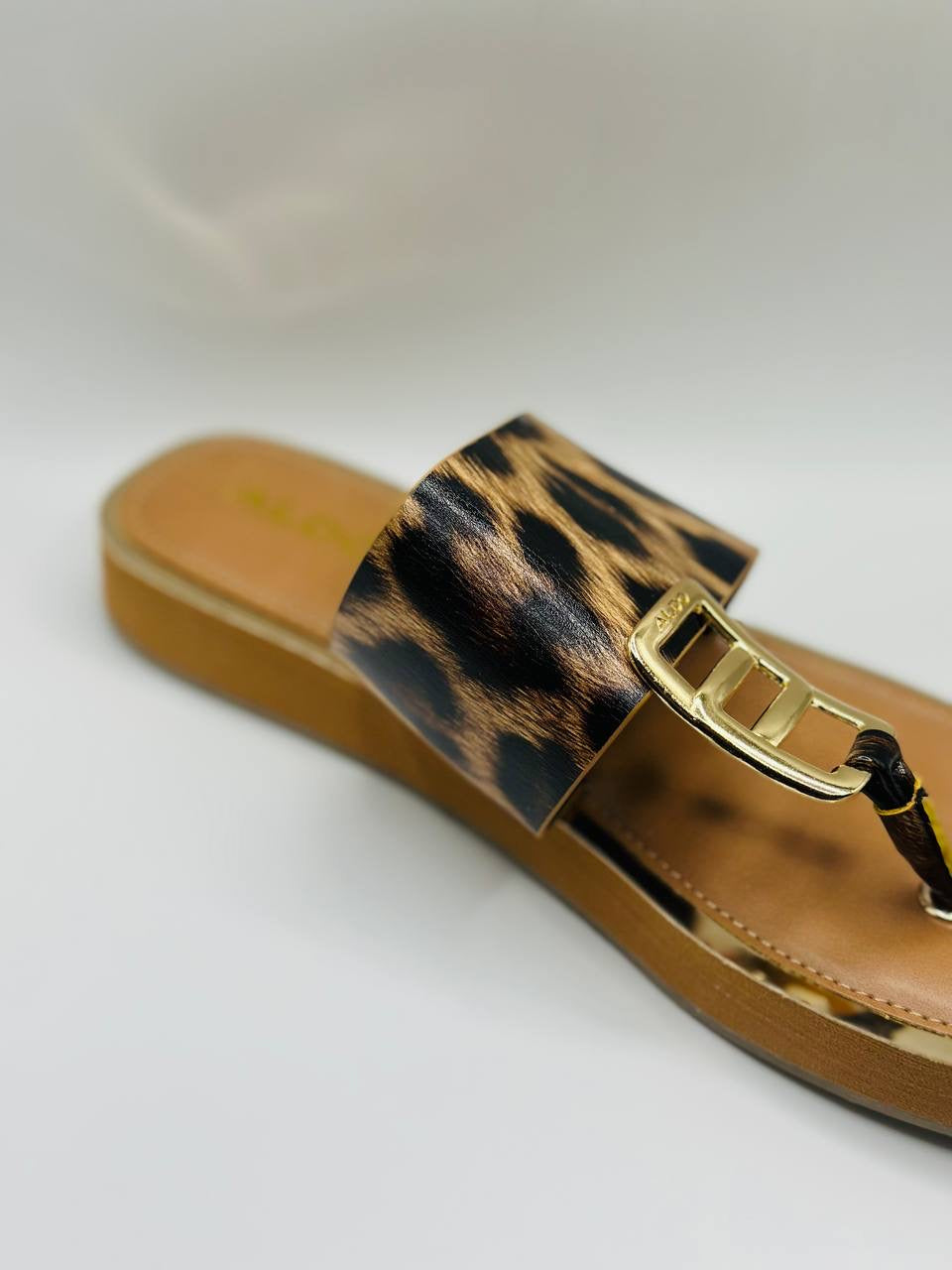 Aldo sandal size 36