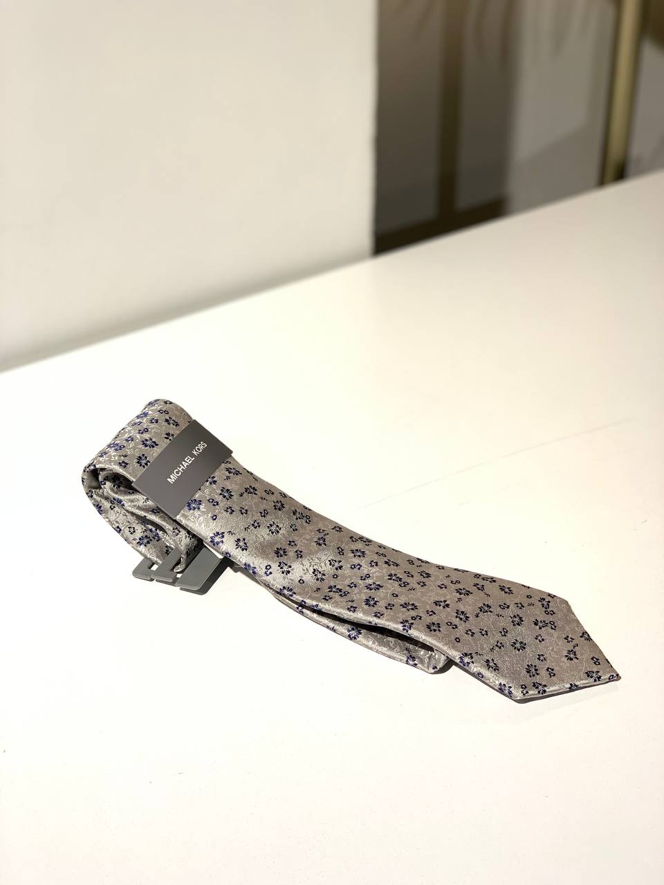 Michael kors tie
