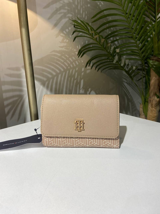 Tommy Hilfiger wallet