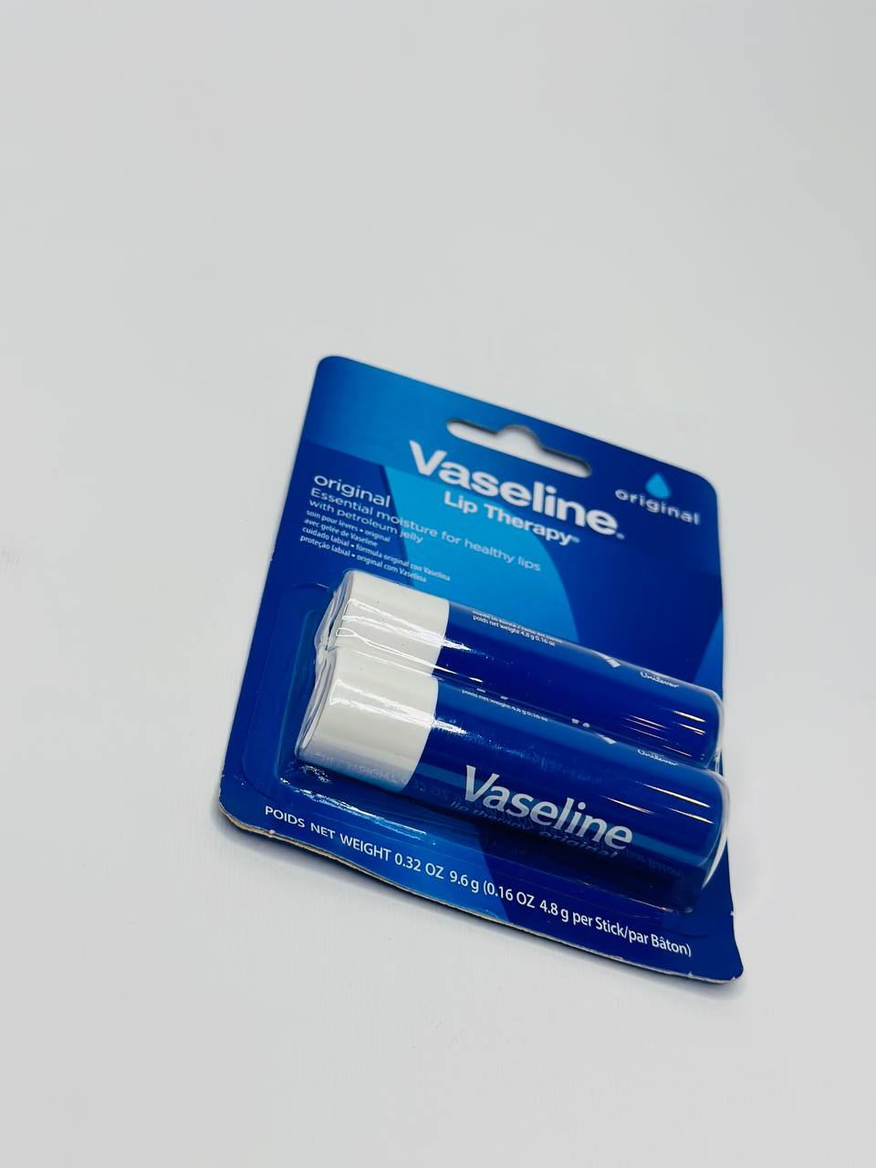 Vaseline lip therapy