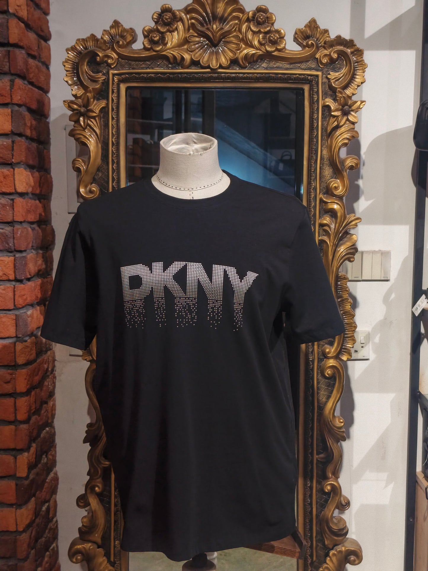 Dkny shirt size large