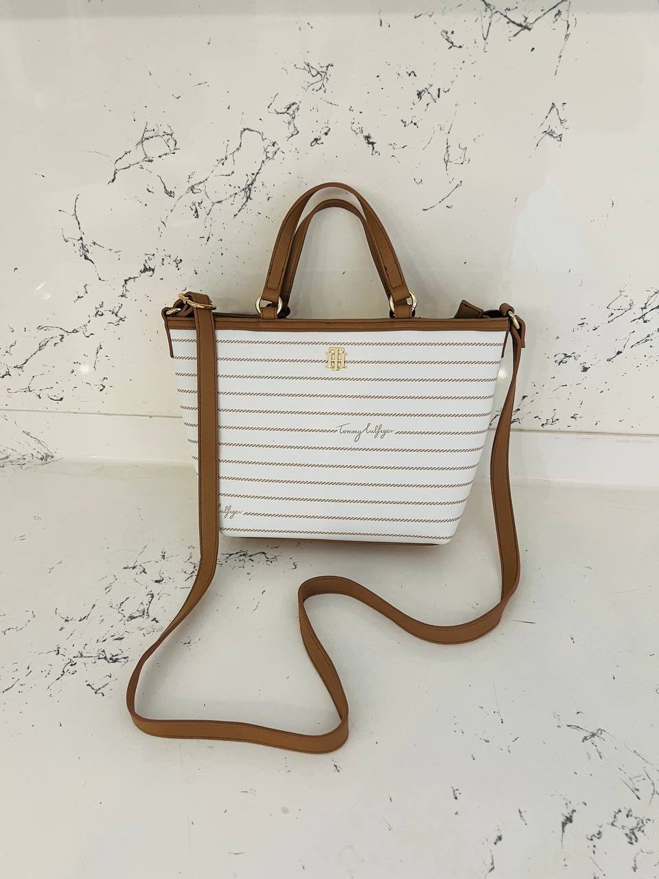 Tommy Hilfiger bag