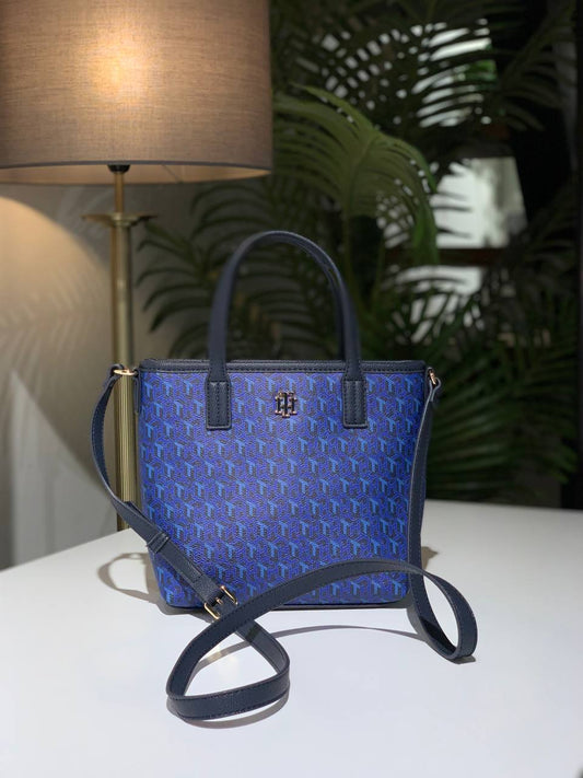 Tommy Hilfiger bag
