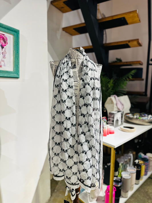 karl lagerfeld scarf