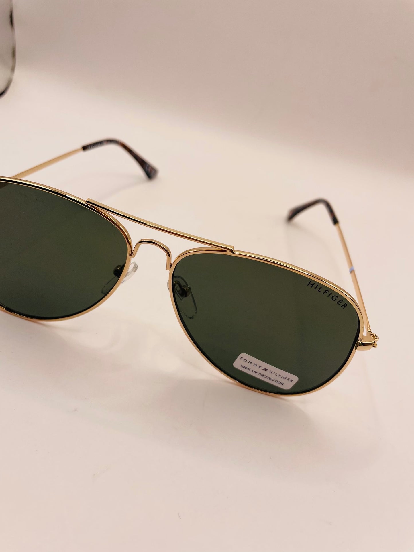 Tommy Hilfiger sunglass