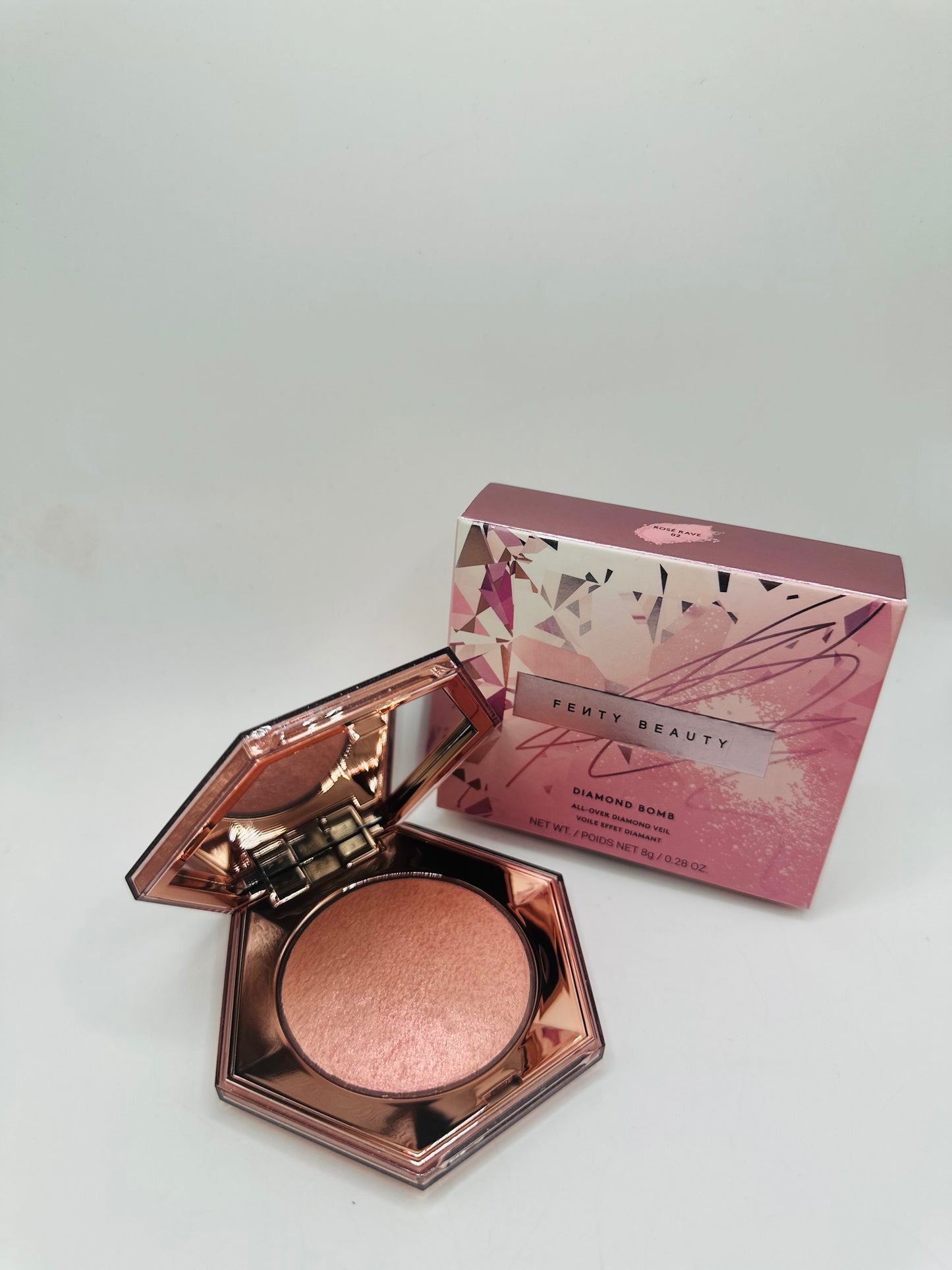 Fenty Beauty Diamond Bomb highlighter