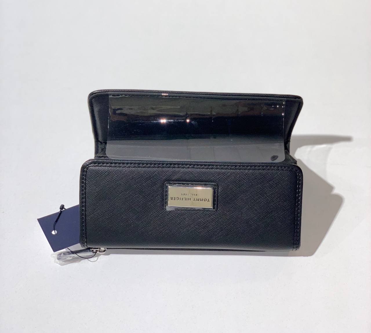 Tommy Hilfiger wallet