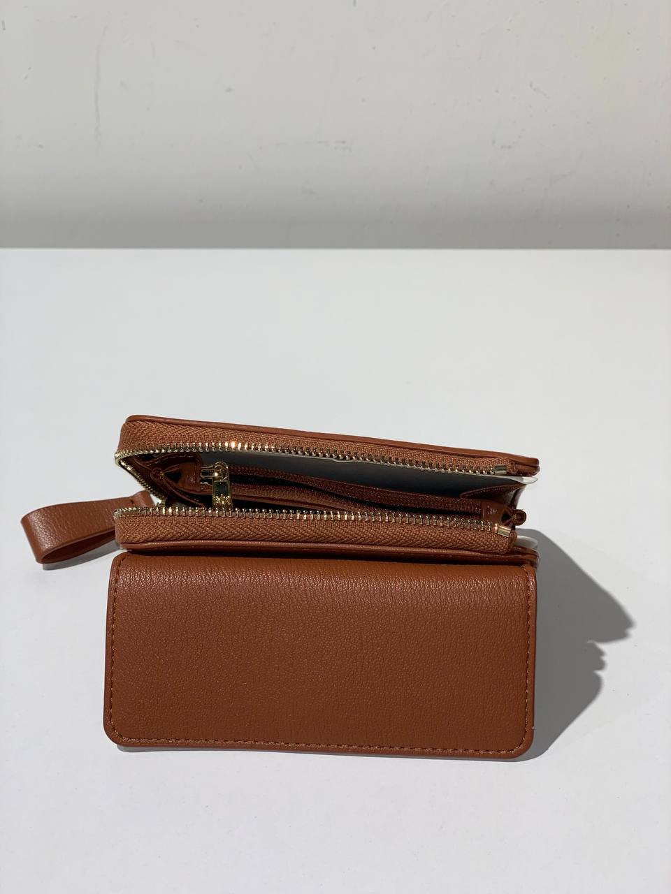 Armani exchange wallet