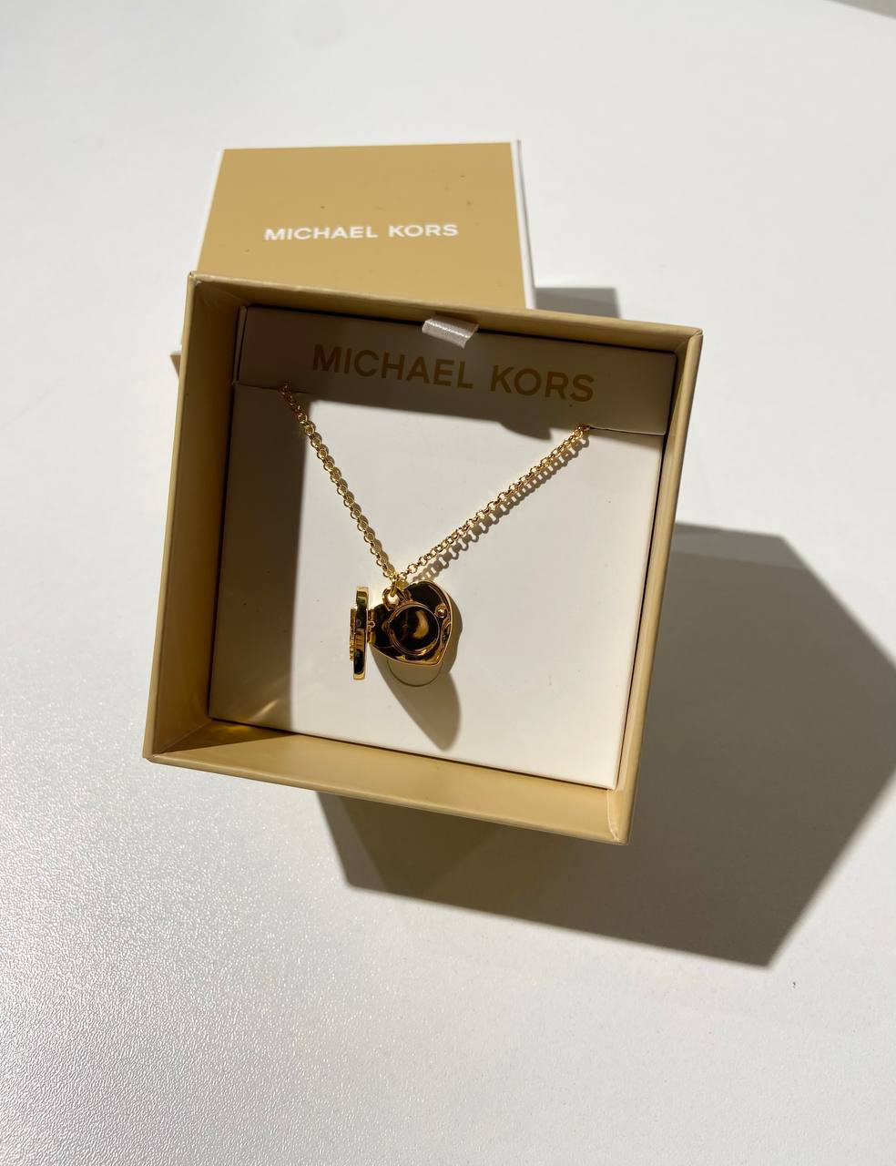 Michael kors lockit neklace