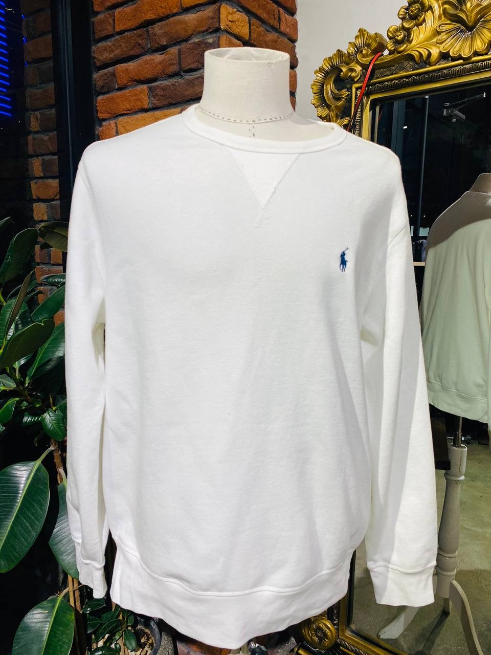 Ralph lauren sweater size large