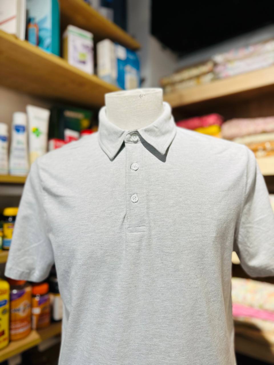 Dkny shirt size medium