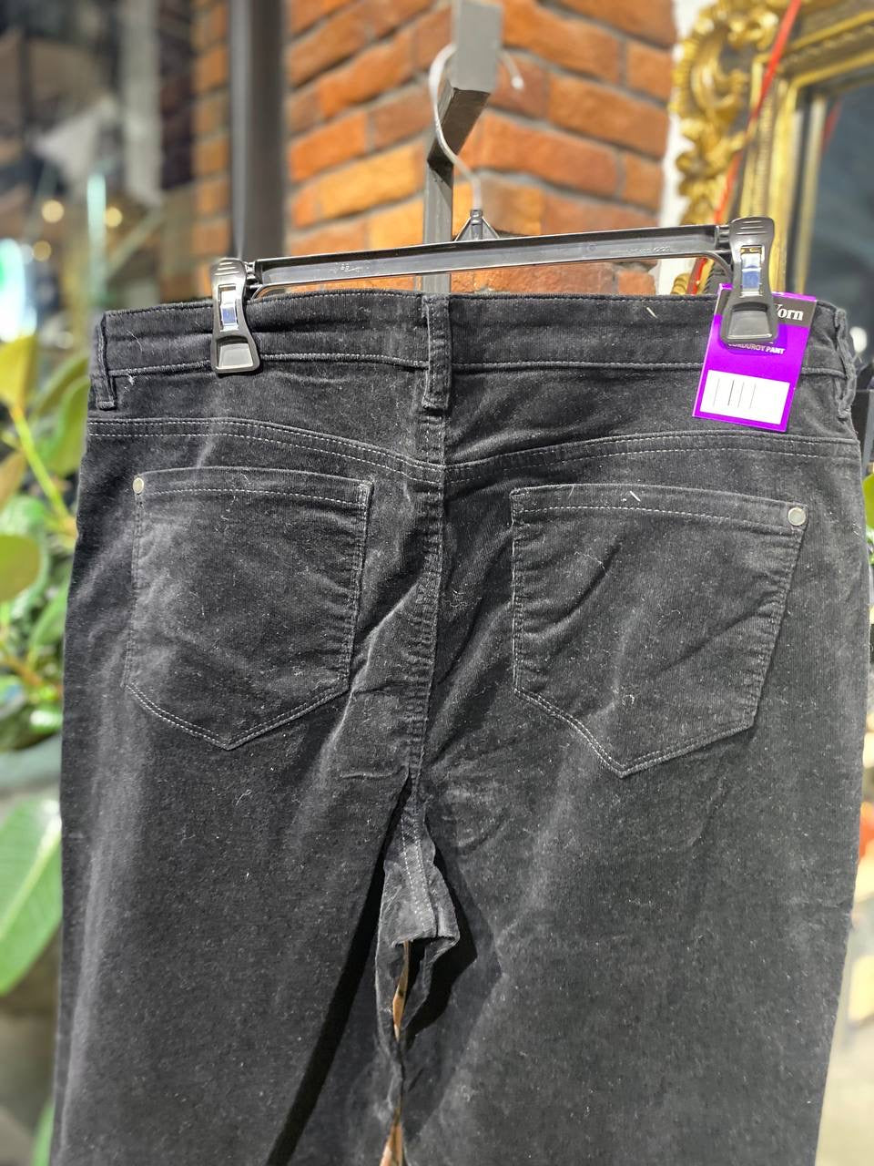 Well worn pant size 14/34