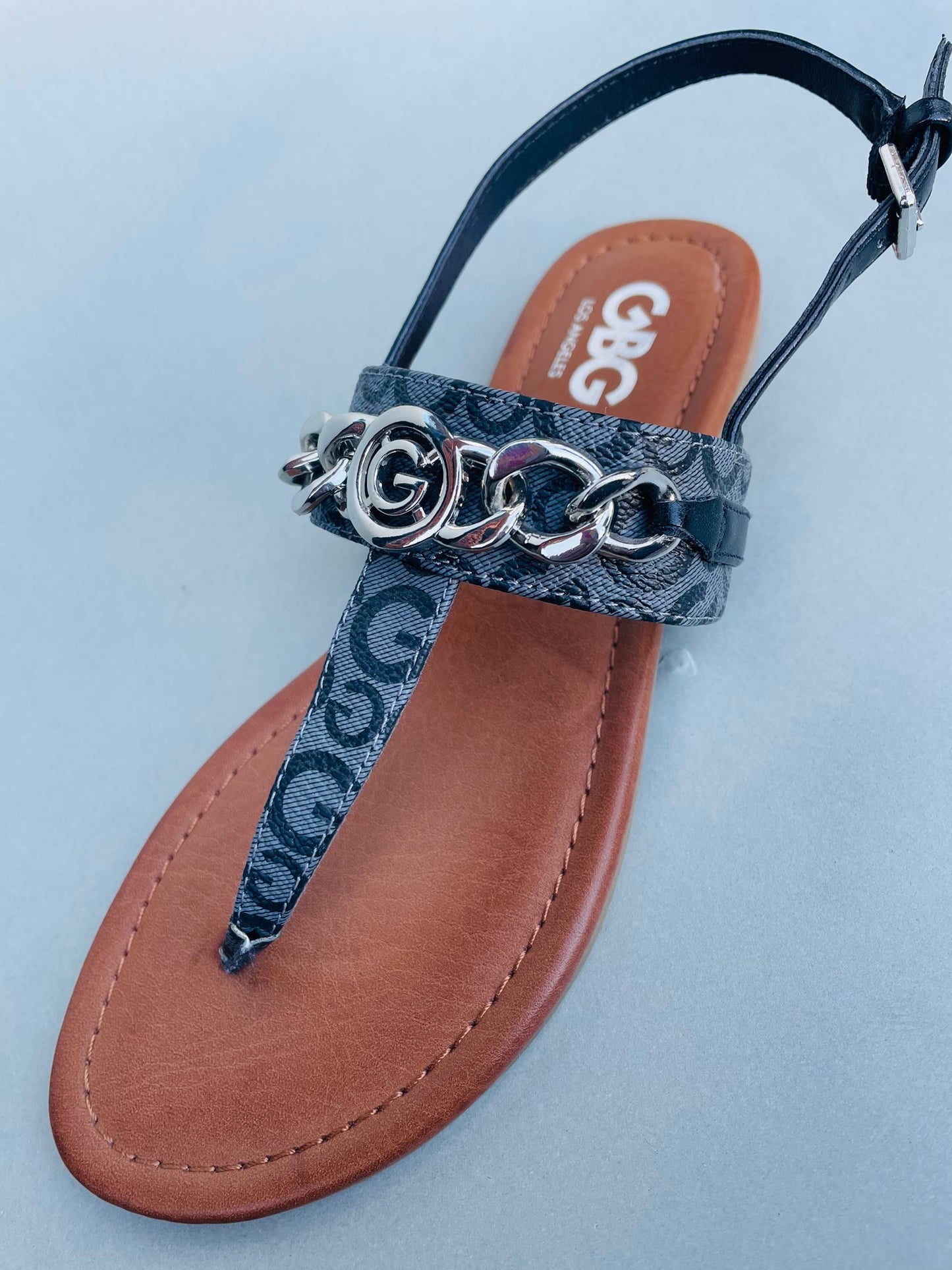 Guess sandal