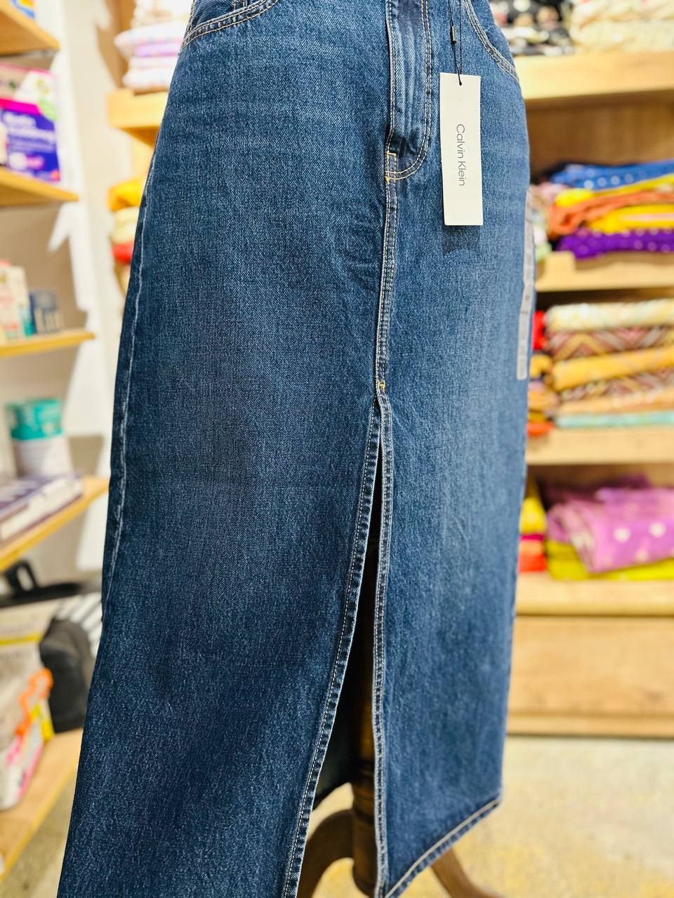 Calvin Klein denim skirt size w29