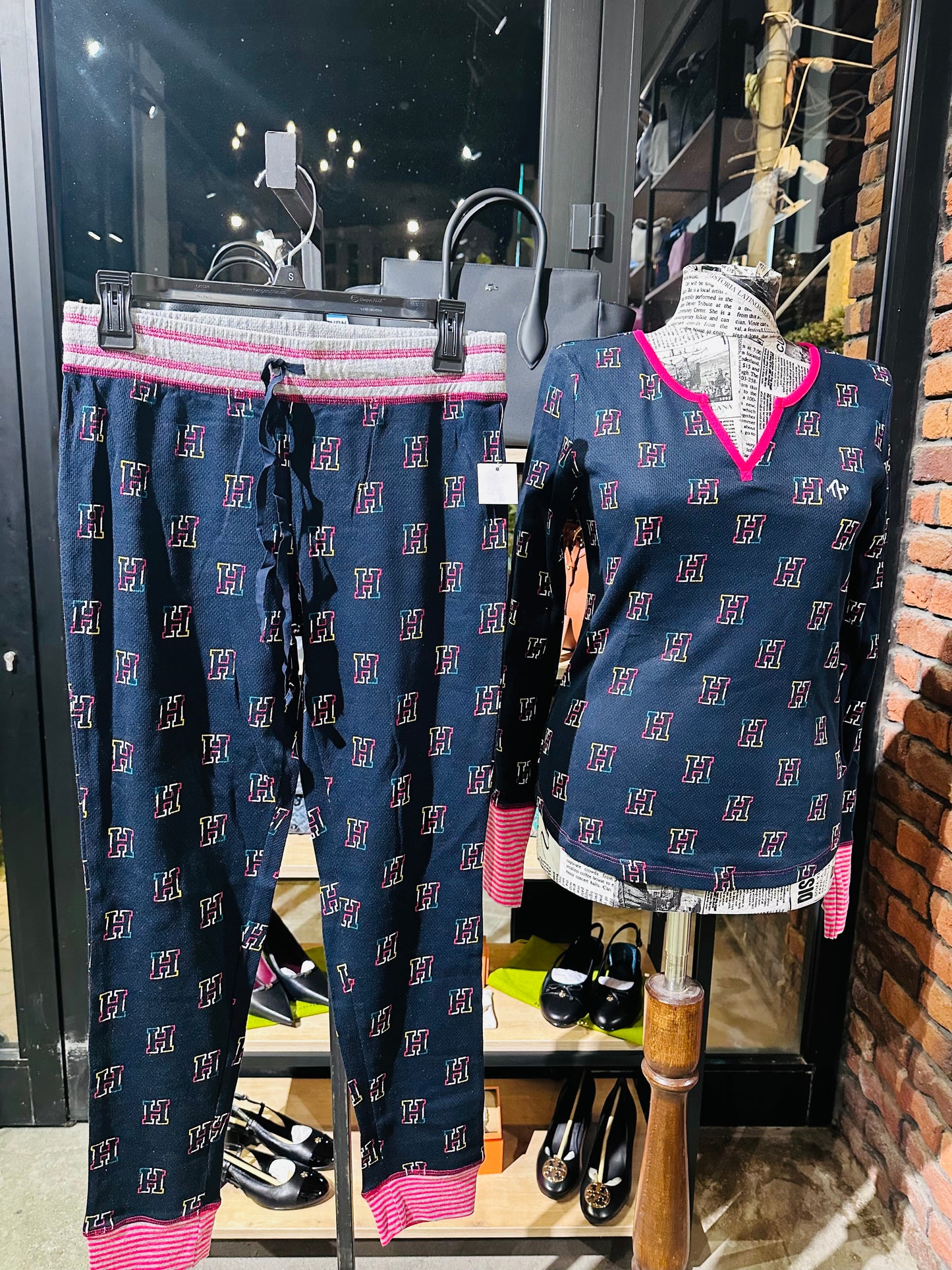 Tommy Hilfiger pajama set size small