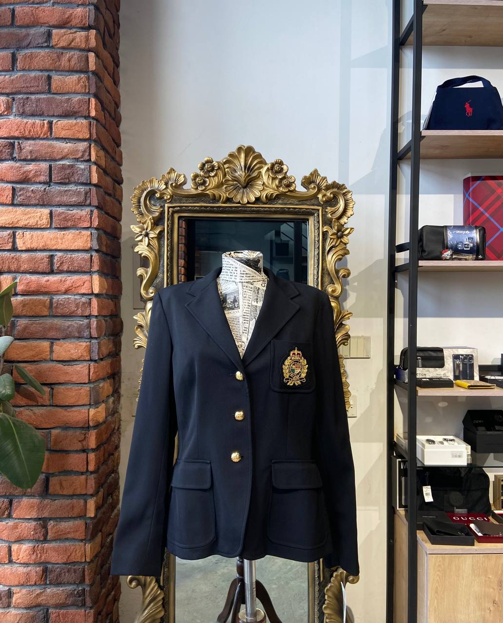 Ralph Lauren Crest Blazer (black)