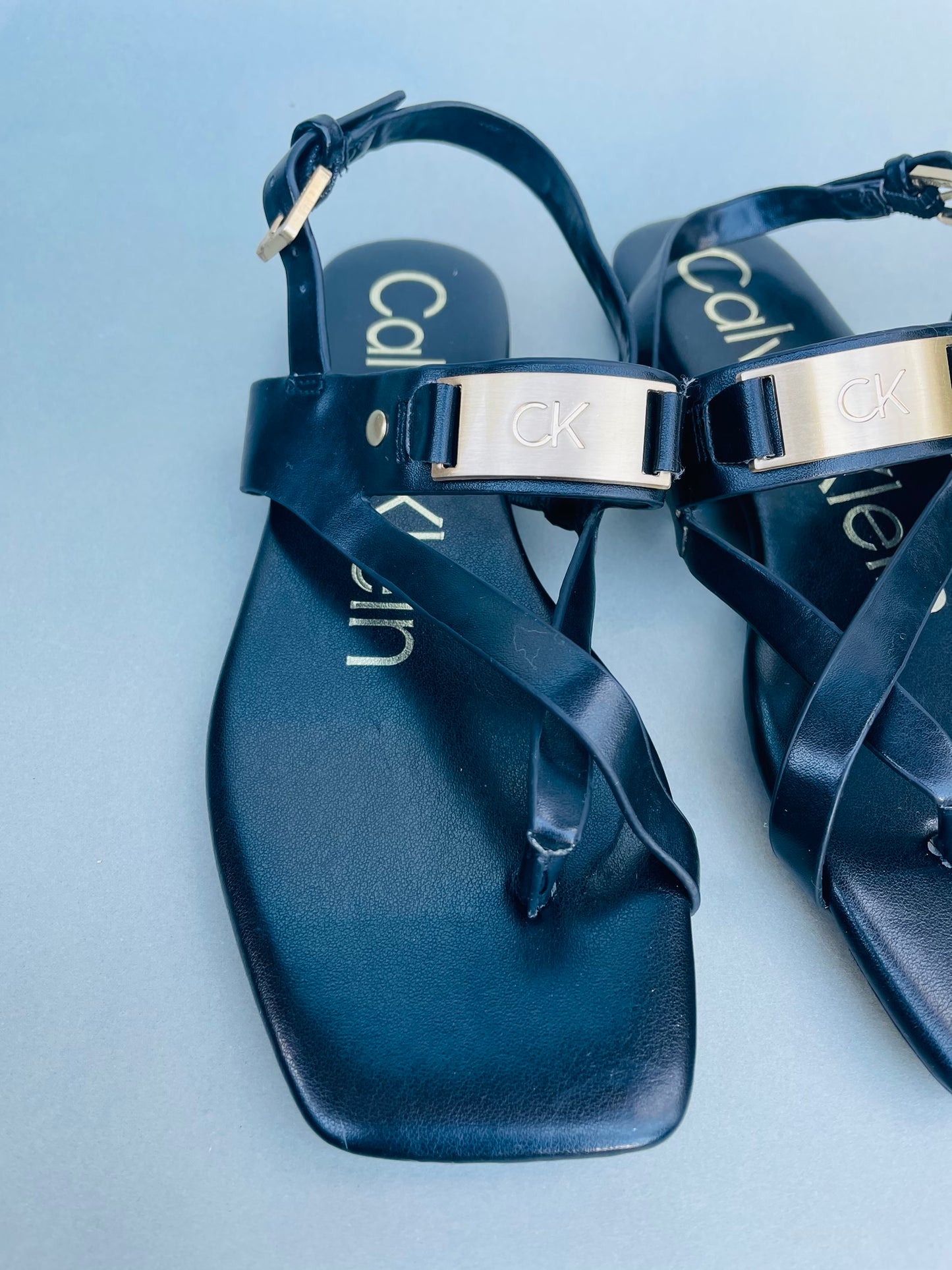 Calvin Klein sandal a