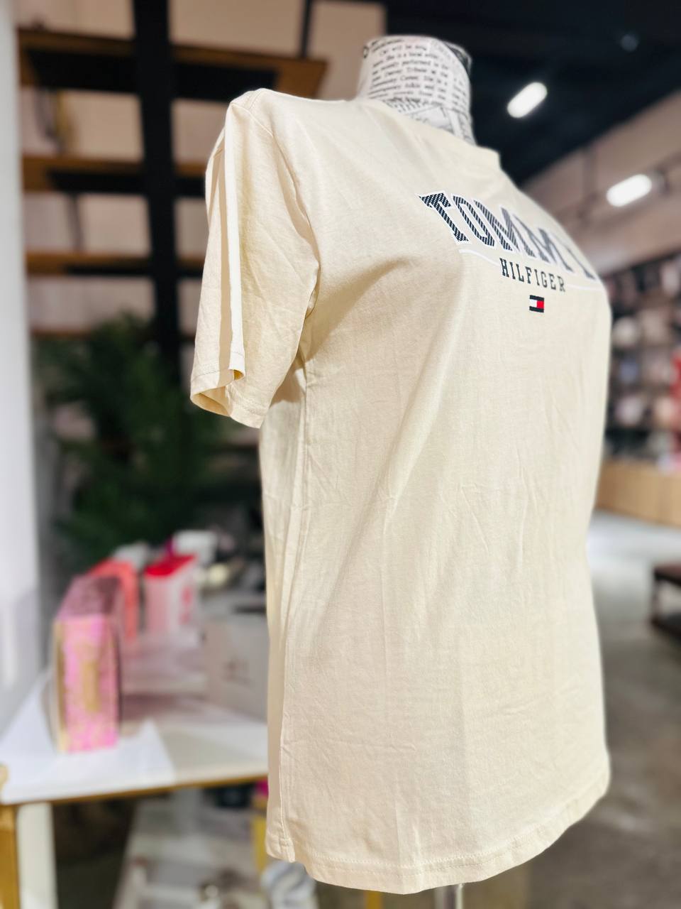 Tommy Hilfiger shirt size large ( 14/16 ) years