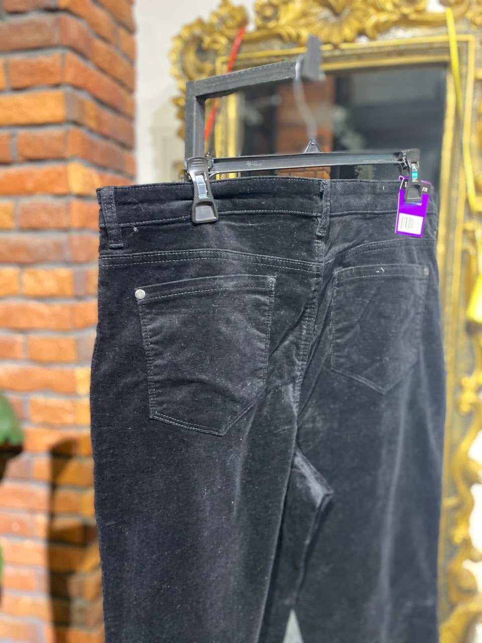 Well worn pant size 14/34