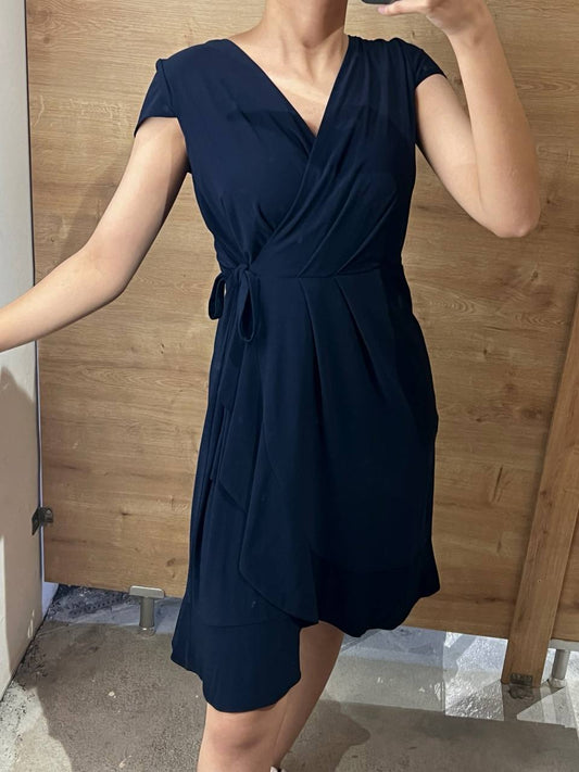 Jessica Howard  dress