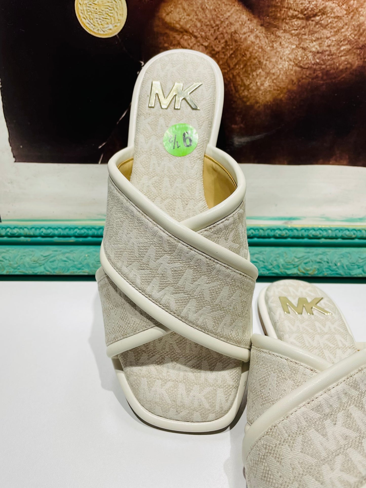 Michael kors sandal