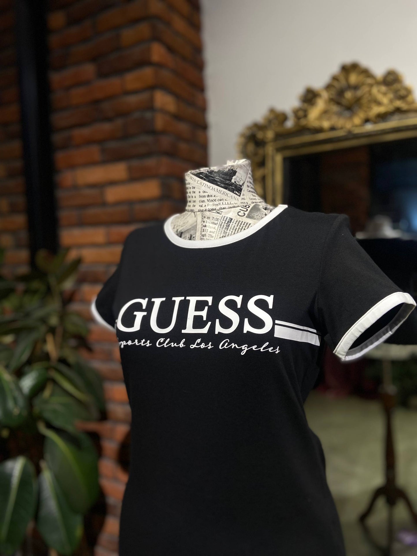 Guess shirt Size medium