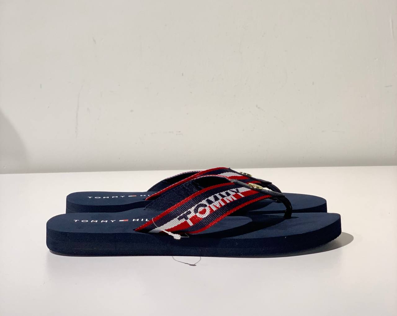 Tommy Hilfiger sandal size 8