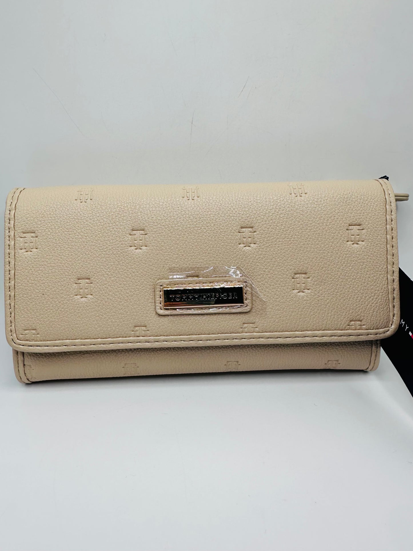 Tommy Hilfiger wallet