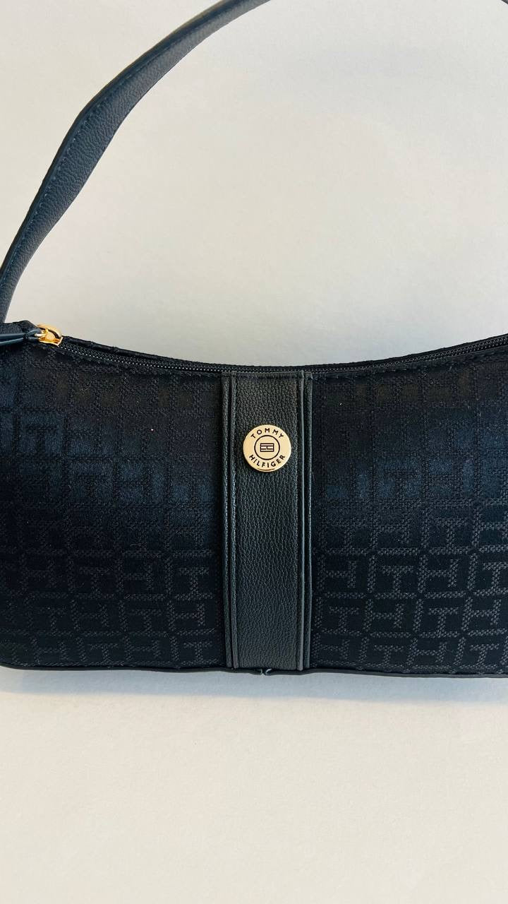 Tommy Hilfiger shoulder bag black