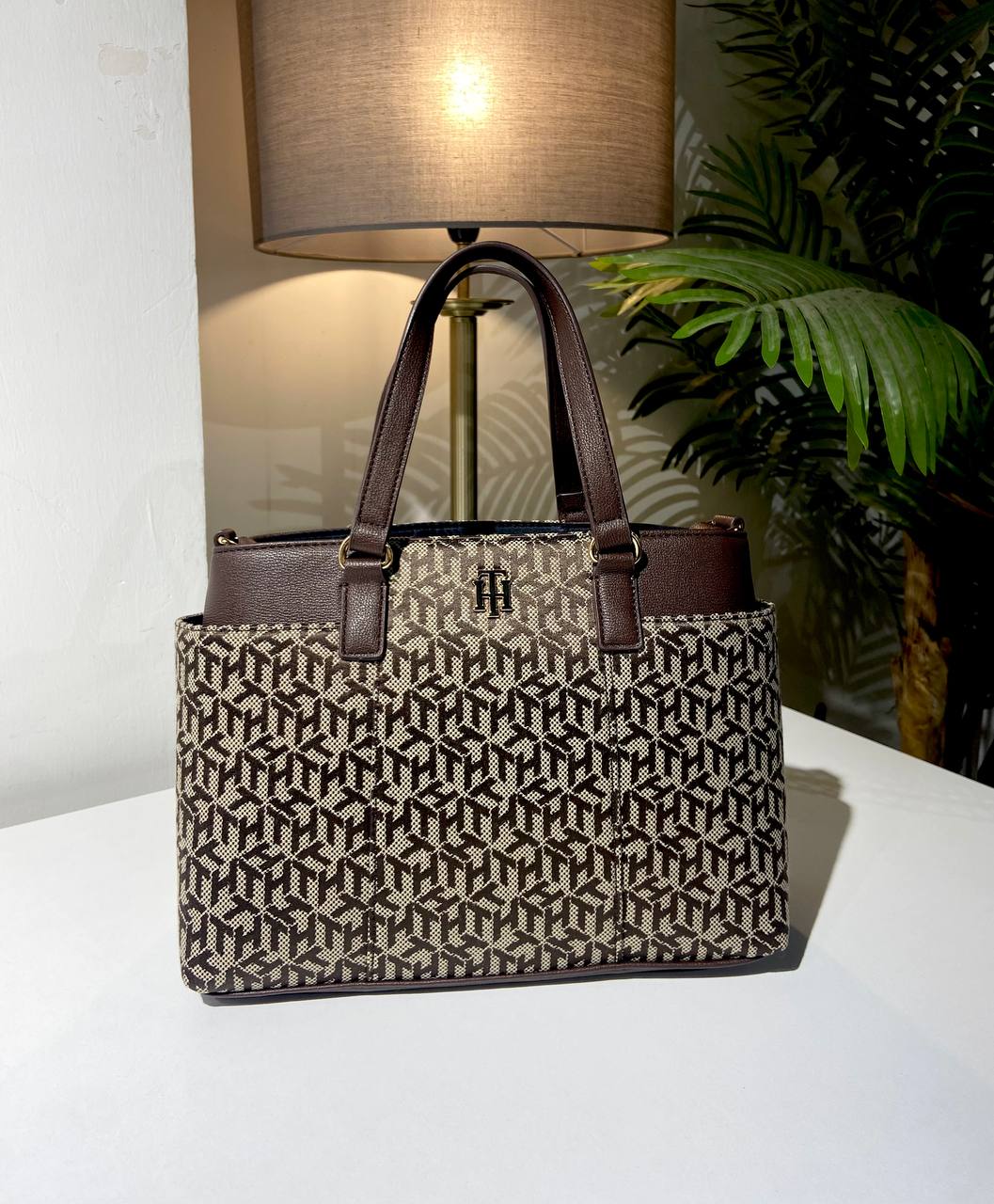 Tommy Hilfiger bag