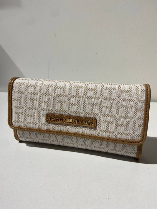 Tommy Hilfiger wallet