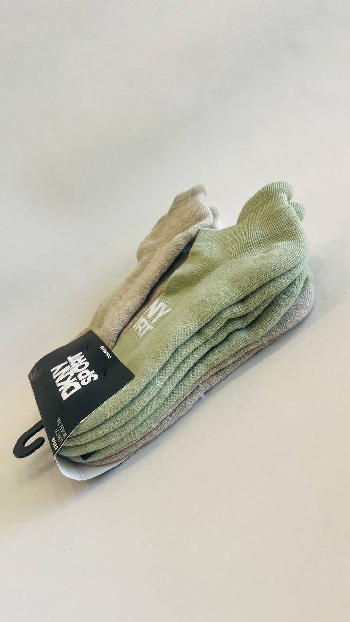 dkny socks shoe size 5-9.5