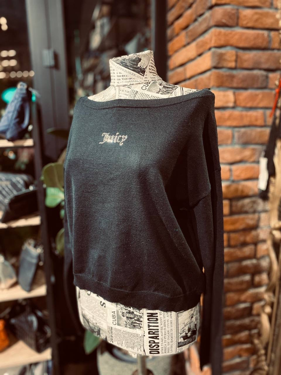 Juicy Couture sweater size medium