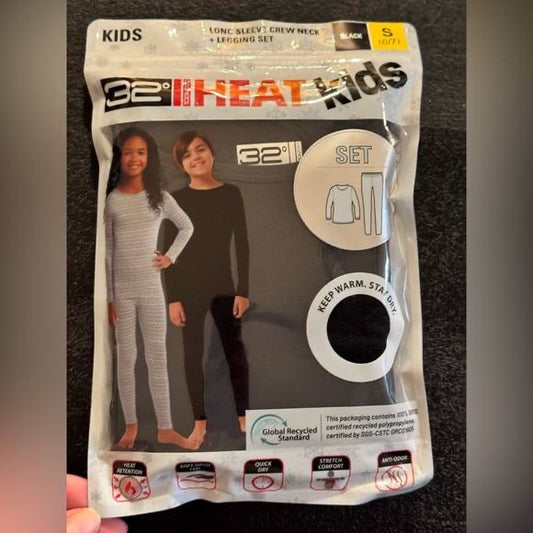 32 degrees kids set
Xl (16/18)