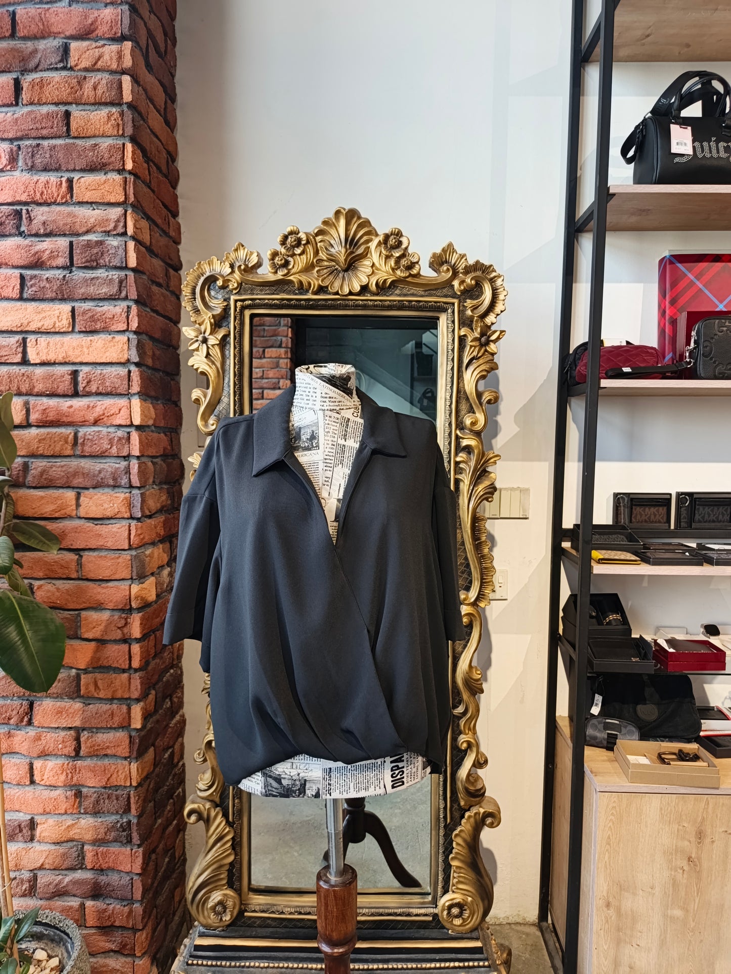 Calvin Klein blouse shirt size Large