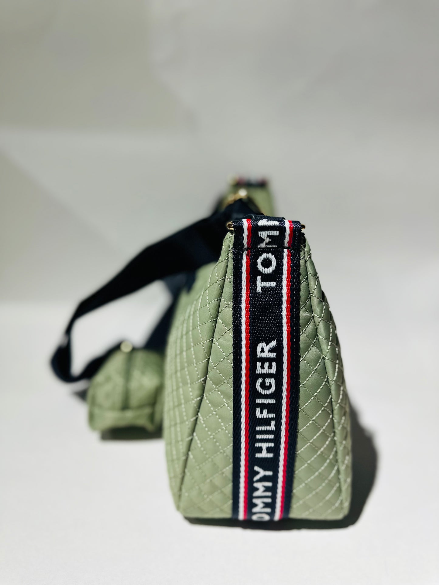 Tommy Hilfiger crossbody bag green