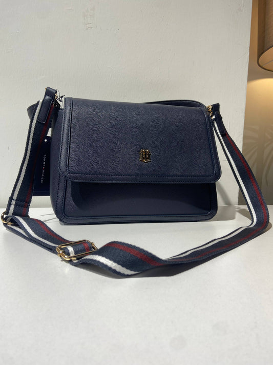 Tommy Hilfiger bag