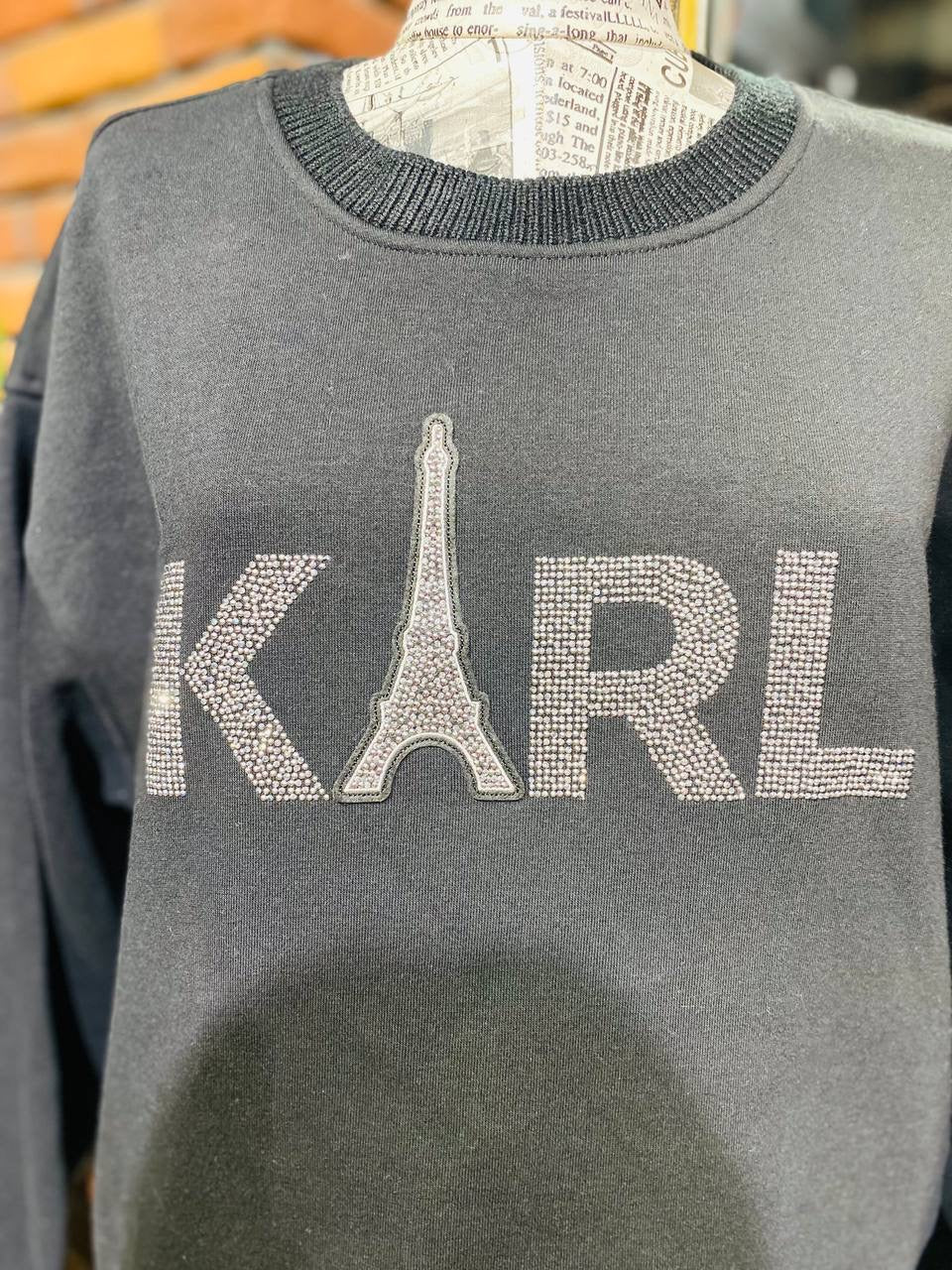 Karl lagerfeld sweater size medium