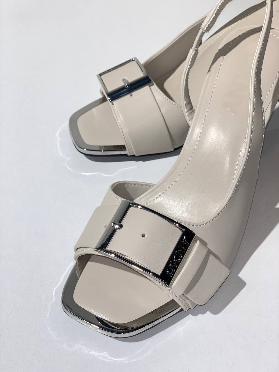 Dkny shoes size 8