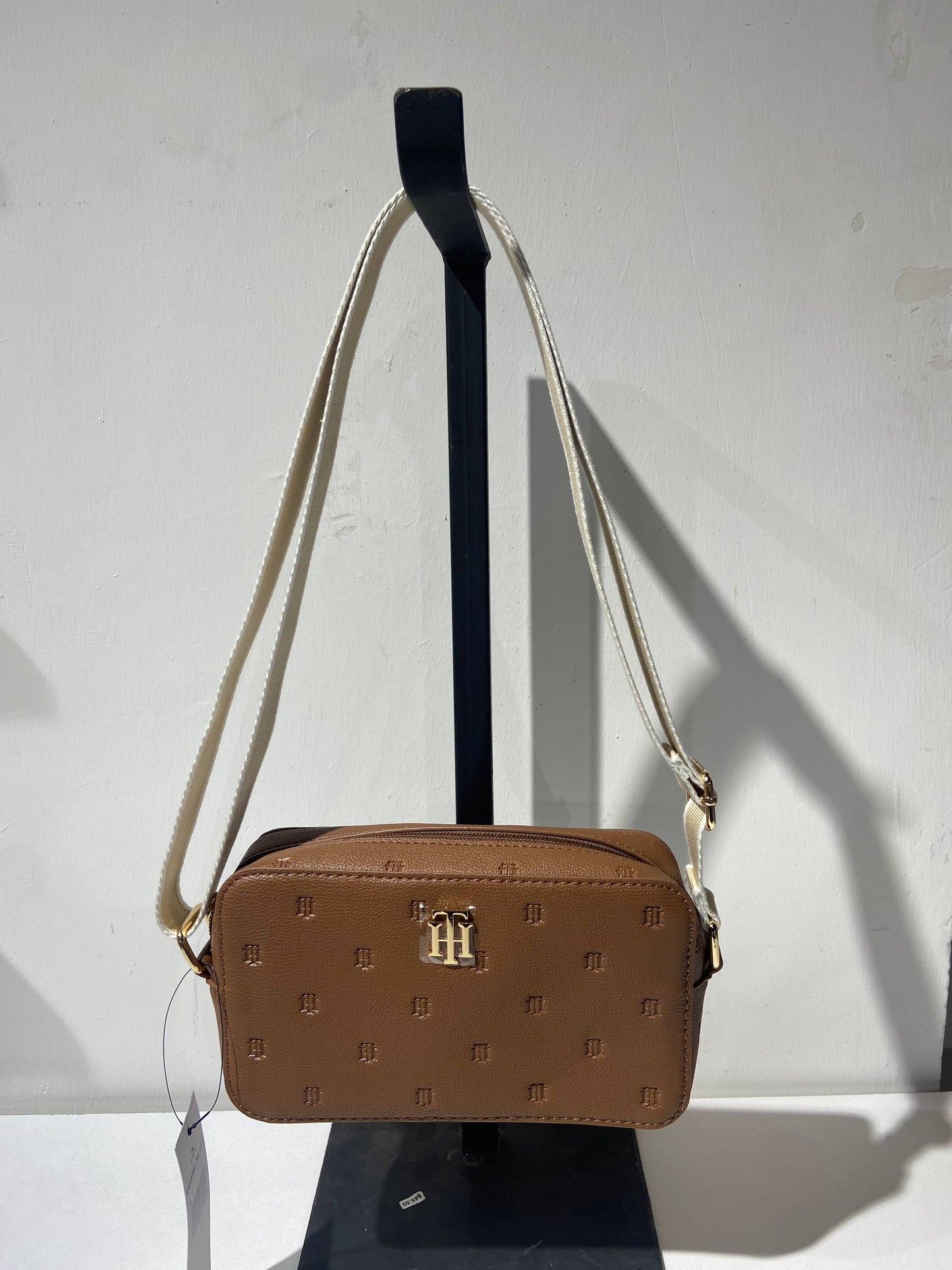 Tommy Hilfiger bag