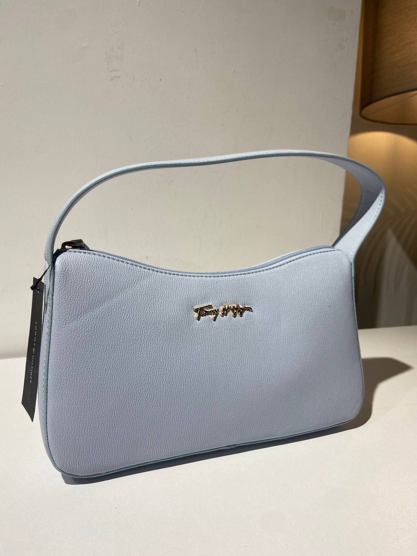 Tommy Hilfiger bag
