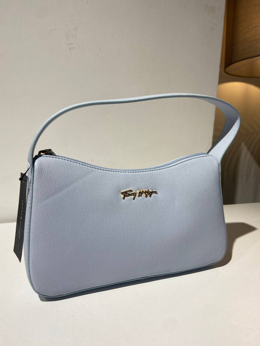 Tommy Hilfiger bag