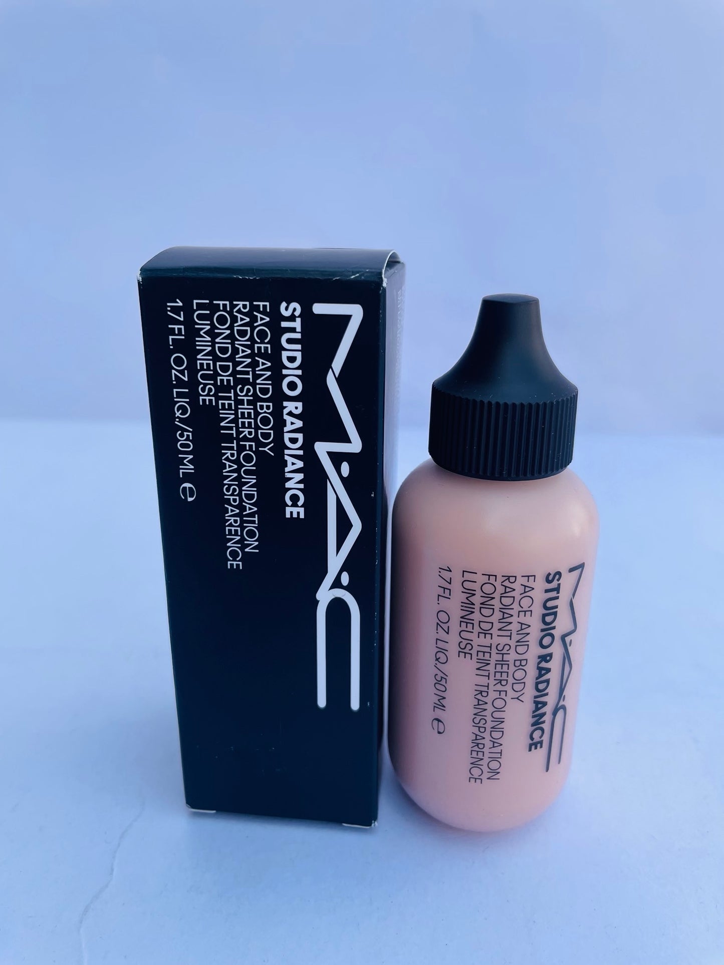 Mac Studio radiances face and body foundation