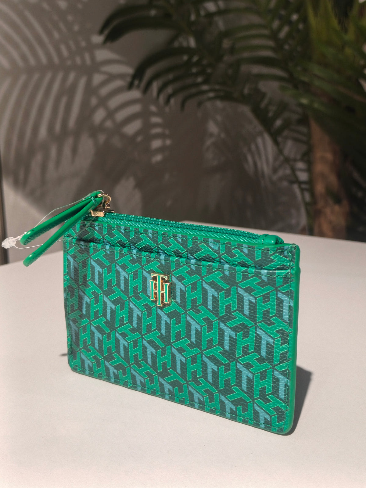 Tommy Hilfiger card holder