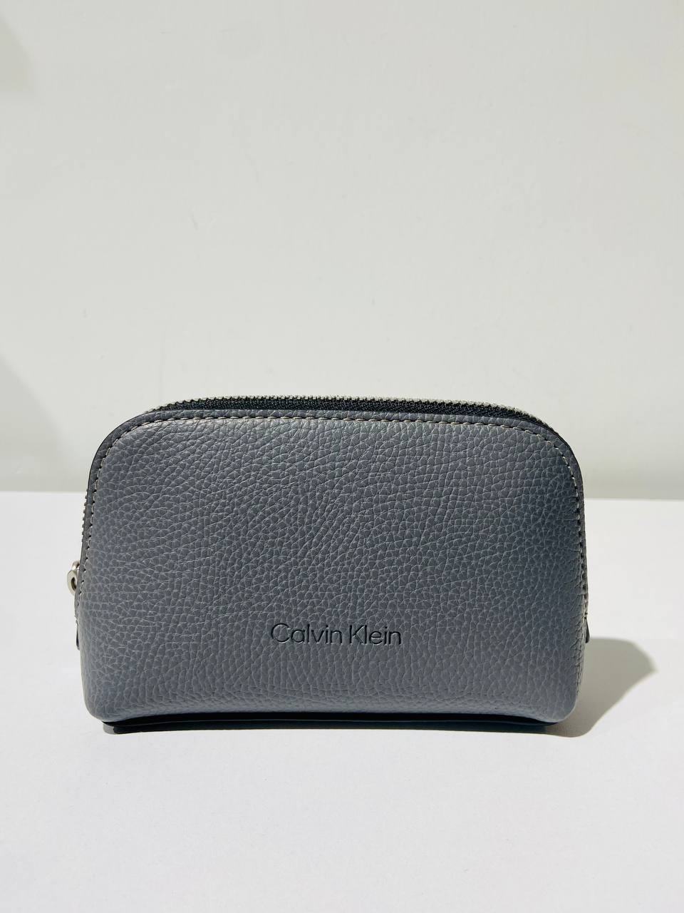 Calvin Klein makeup bag set